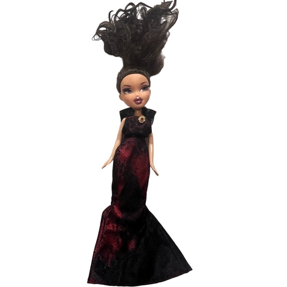 Bratz Nite Out 2001 MGA vintage doll gown Dana heavy makeup glam